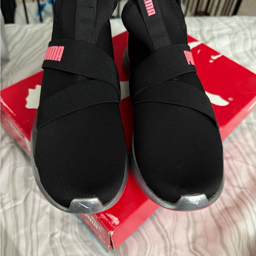 Puma shoes - Picture 4 of 6